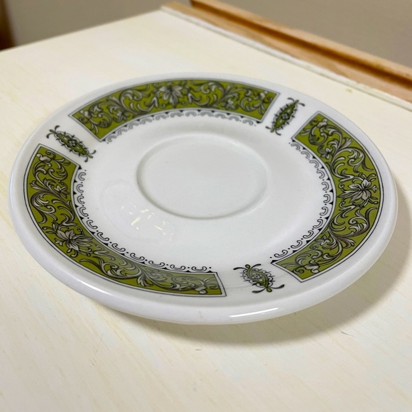 NWOT (4) Steelite Royal Doulton green Marina Pattern Saucers (4 Packs) - Picture 2 of 3